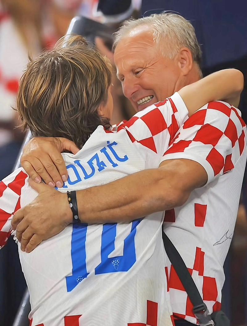 射击游戏《漫威争锋》发布女版洛基皮肤预告