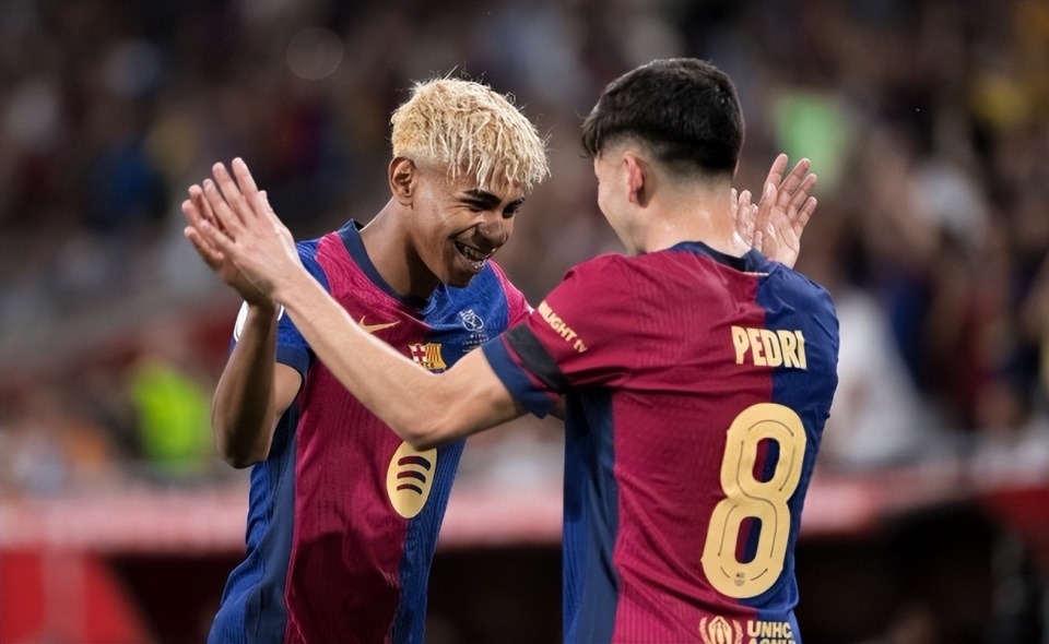 传奇3D新特色，996引擎开发，4K超清画质爽到爆