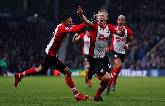 一脚踢3米高？文班亚马夸张高踢腿直接将篮网内篮球踢出