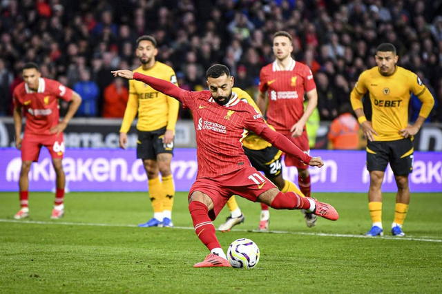 国米竞争对手捡到两分，马洛塔计划补强右边路，孔蒂成小丑