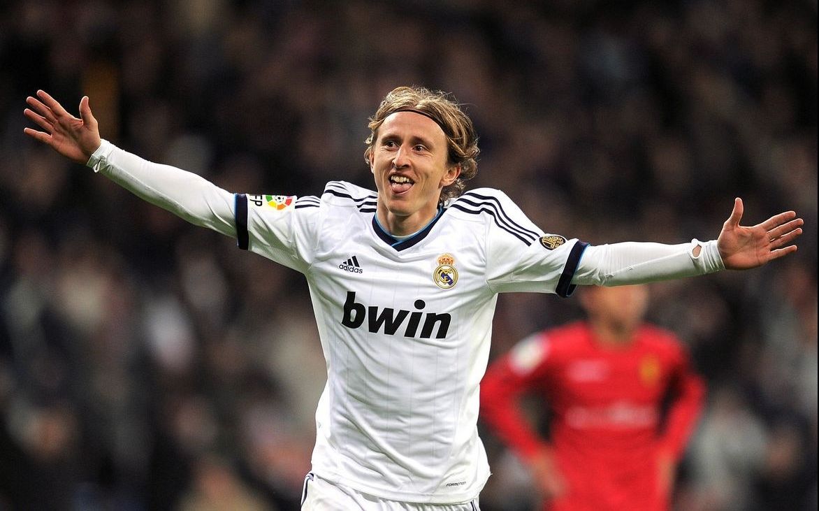 EA公开2024财年高管薪酬：CEO最多2560万美元